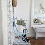 chaise de couleur bleue pour ajouter une touche bord de mer à votre décoration